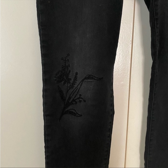 Kut from the Kloth Skinny Jeans - Picture 3 of 3